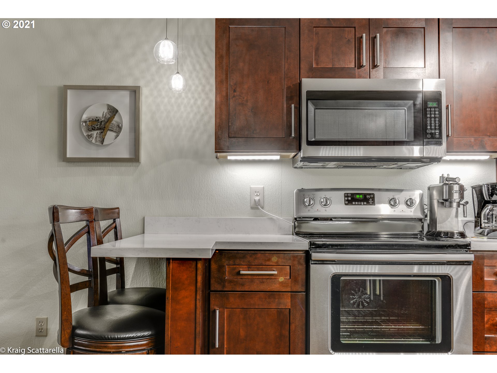 14095 Southwest Walker Road, Unit 19 Beaverton, OR 97005 - Photo 5 of 22 Gallery Image 5