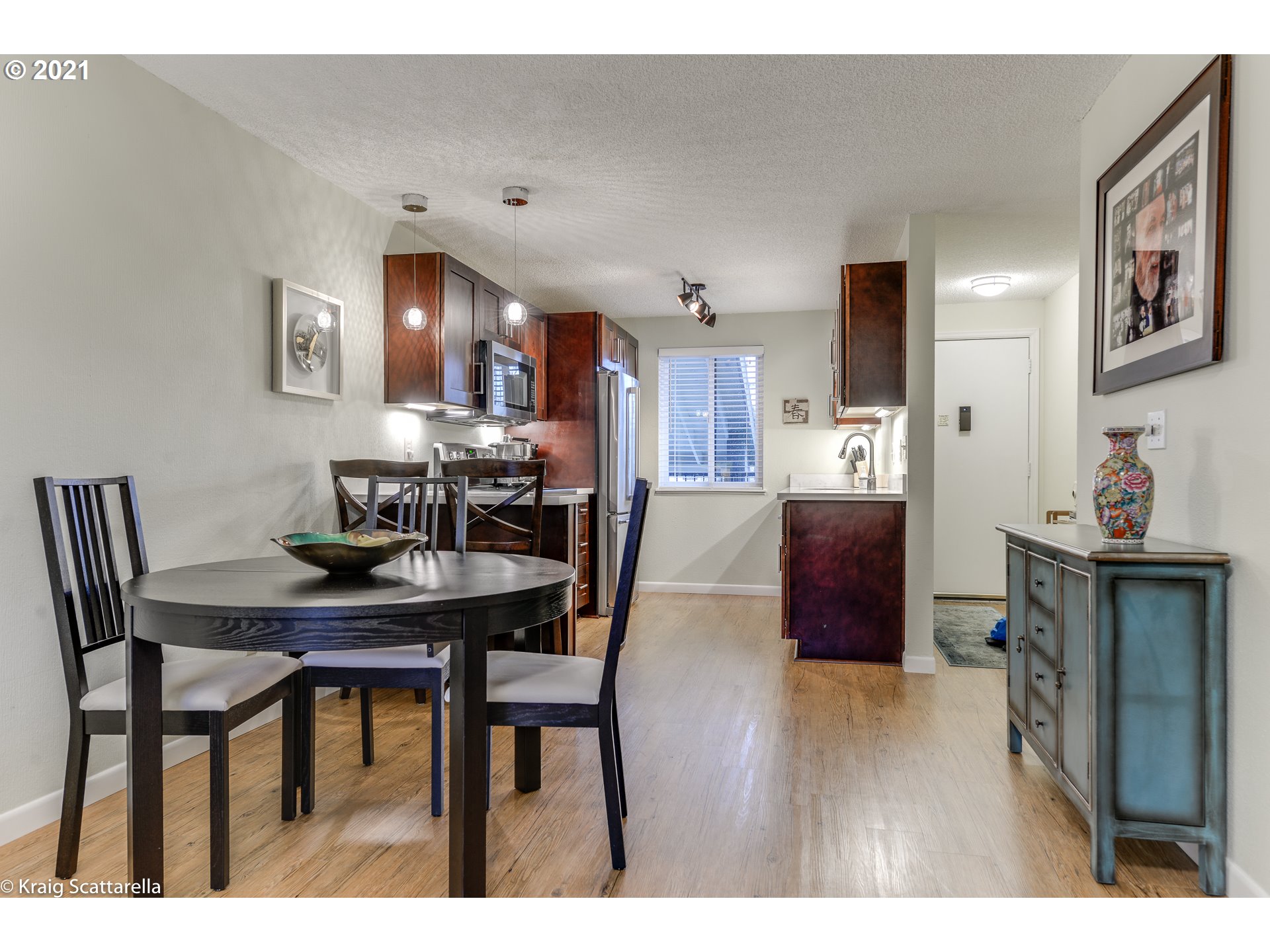 14095 Southwest Walker Road, Unit 19 Beaverton, OR 97005 - Photo 9 of 22 Gallery Image 9