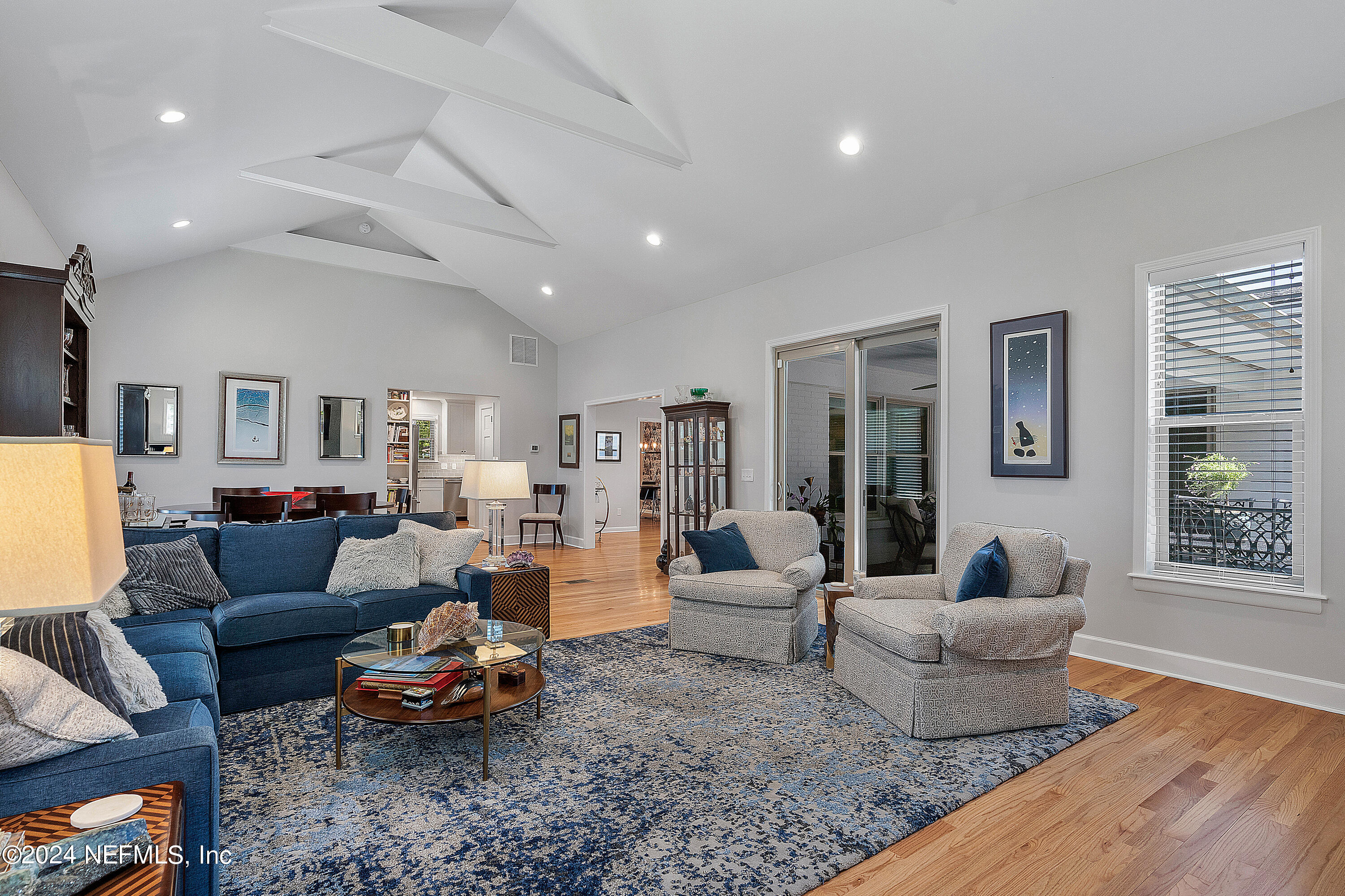4724 Devon Lane Jacksonville, FL 32210 - Photo 18 of 40 a living room with furniture and a couch