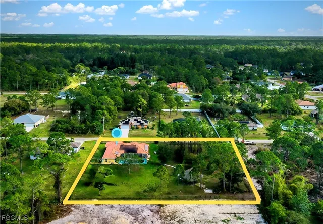 $400,000 | 909 Magnolia Avenue, Lehigh Acres, FL 33972