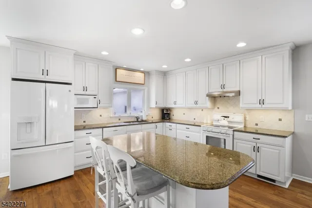 $599,000 | 56 North Hillside Avenue, Kenvil, NJ 07847