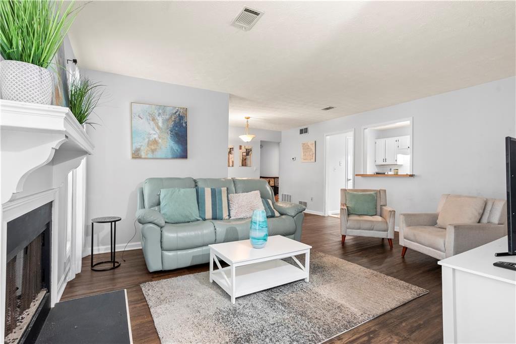 3949 Woodridge Way Tucker, GA 30084 - Photo 3 of 23