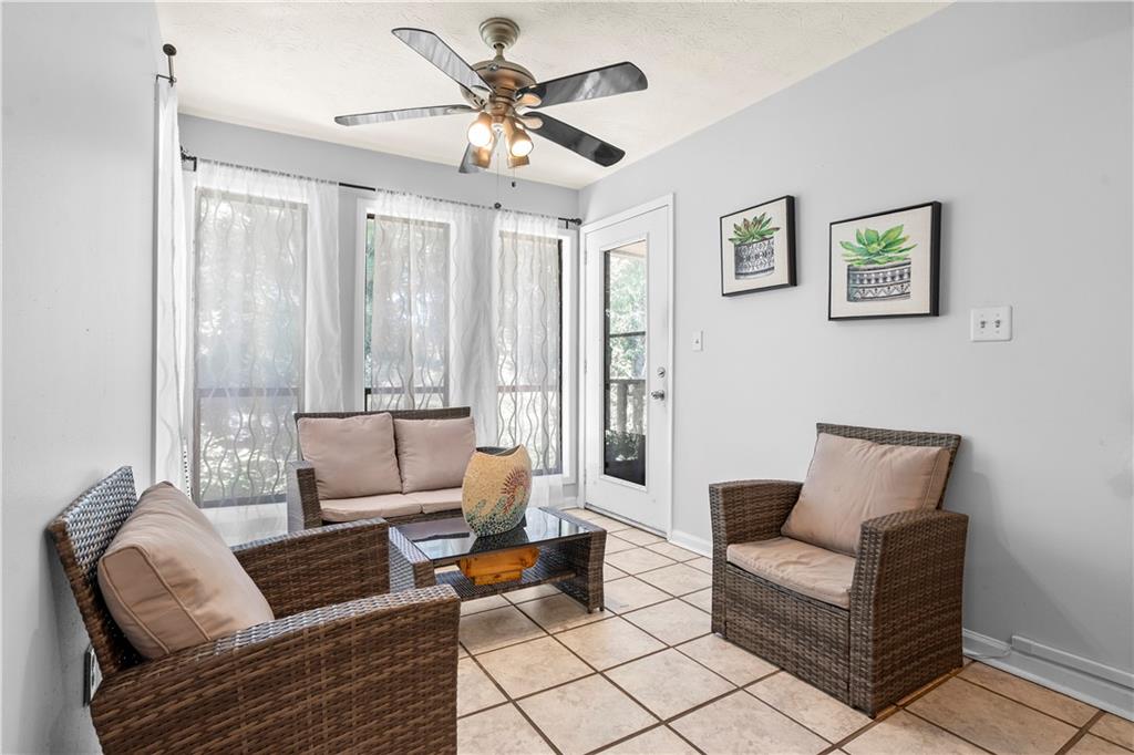 3949 Woodridge Way Tucker, GA 30084 - Photo 7 of 23