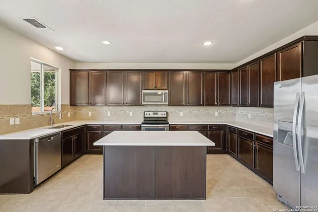 $369,990 | 27341 Paraiso, Boerne, TX 78015