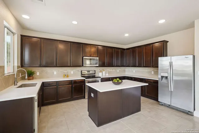 $369,990 | 27341 Paraiso, Boerne, TX 78015