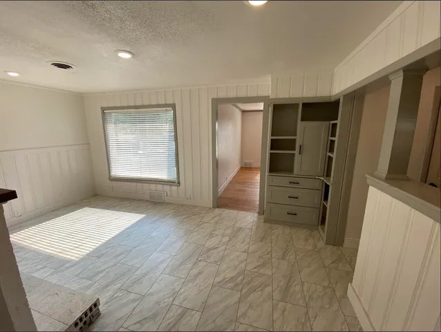 $2,000 | 1011 Walnut Street, Idalou, TX 79329