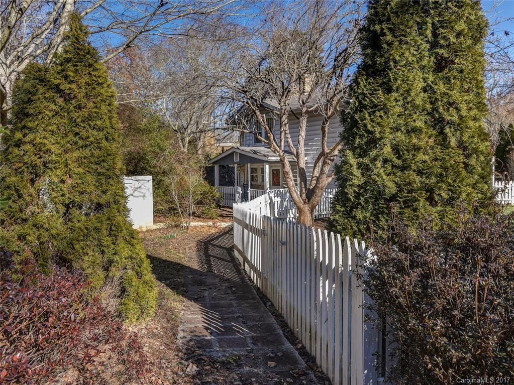 56 Huffman Road Asheville, NC 28806 - Photo 11 of 13 Gallery Image 11