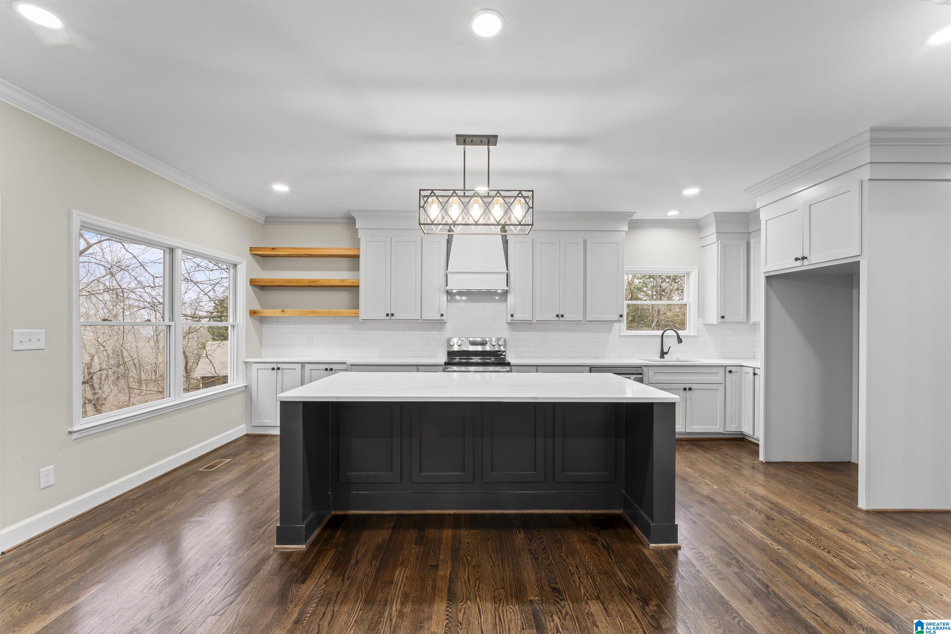 1010 Crest Road Leeds, AL 35094 - Photo 17 of 44 Gallery Image 17