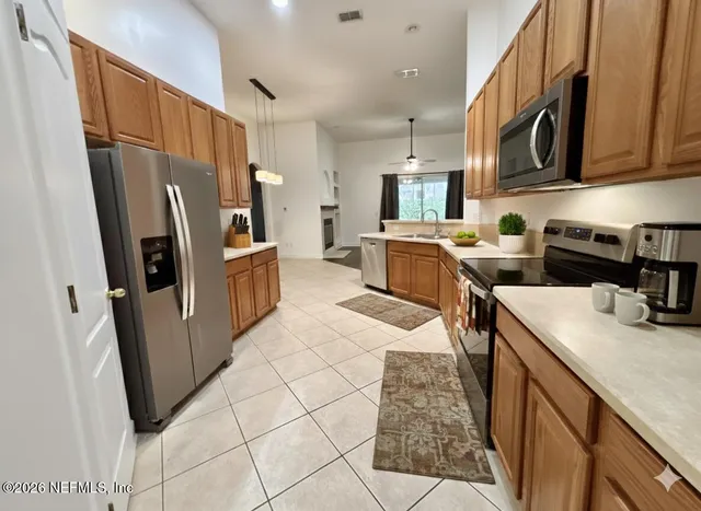 $2,425 | 614 Loire Court, St. Johns, FL 32259