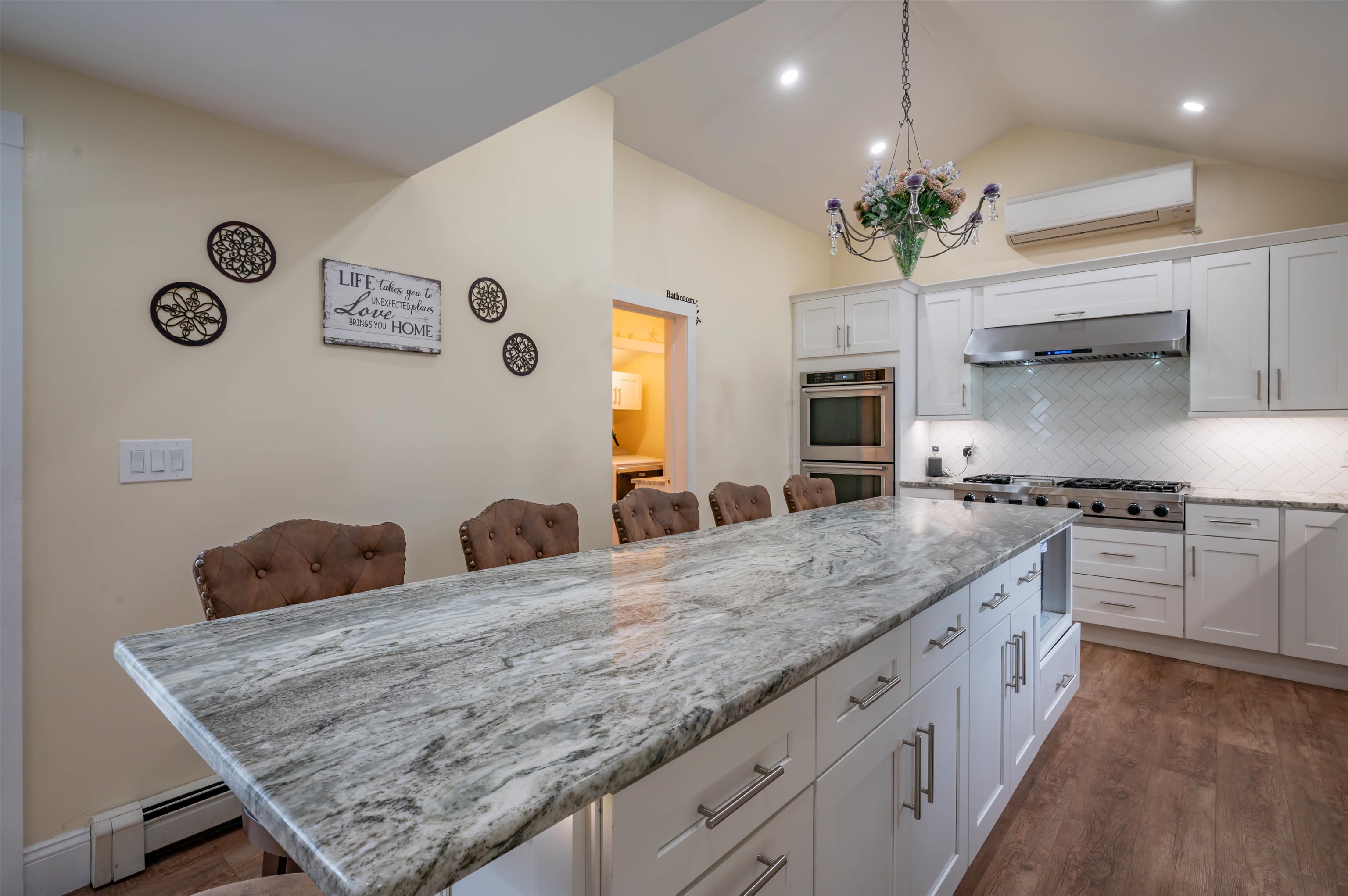 29 Dickerman Street Nashua, NH 03060 - Photo 11 of 57