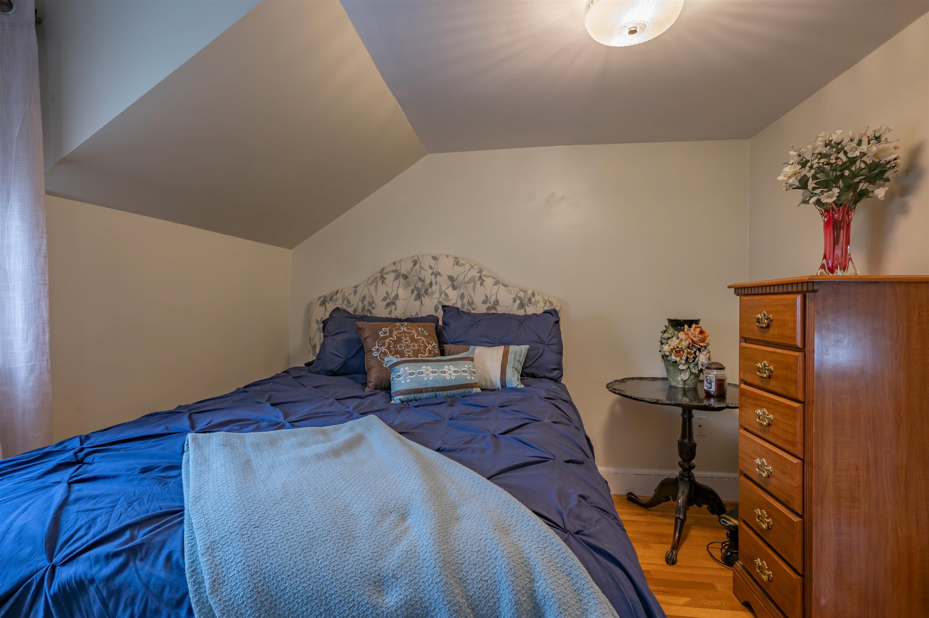 29 Dickerman Street Nashua, NH 03060 - Photo 38 of 57