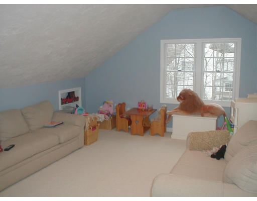 308 Locust Street Raynham, MA 02767 - Photo 7 of 7 Gallery Image 7