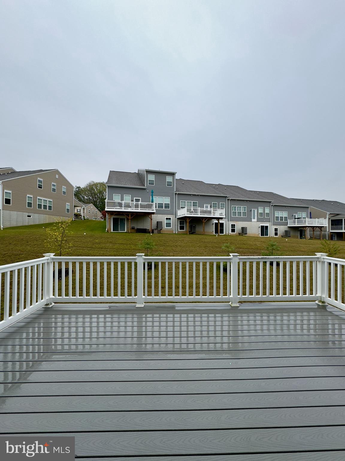 2775 Town View Circle New Windsor, MD 21776 - Photo 18 of 29 a view of balcony with city