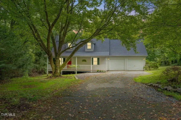 $364,900 | 105 Beech Lane, Roan Mountain, TN 37687