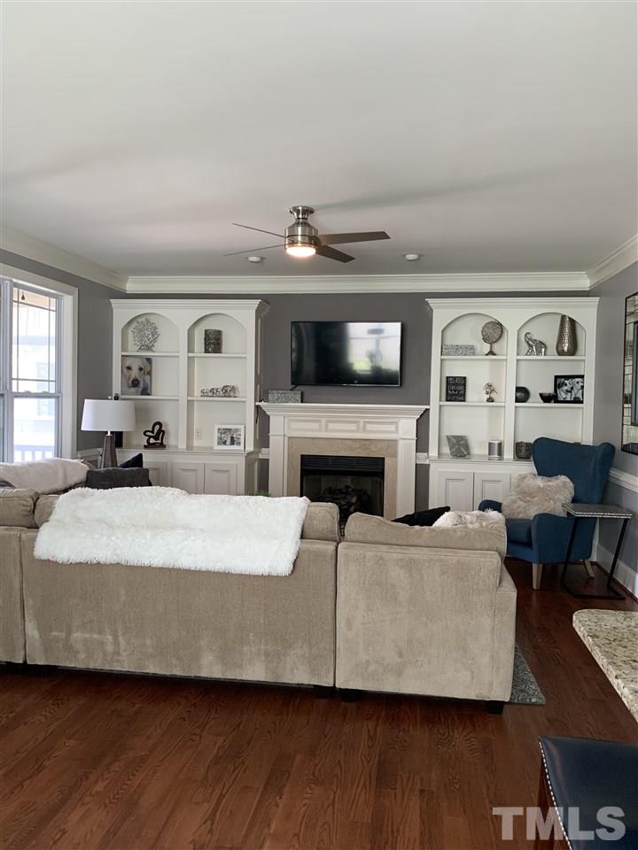 1012 Ambergate Station Apex, NC 27502 - Photo 2 of 5