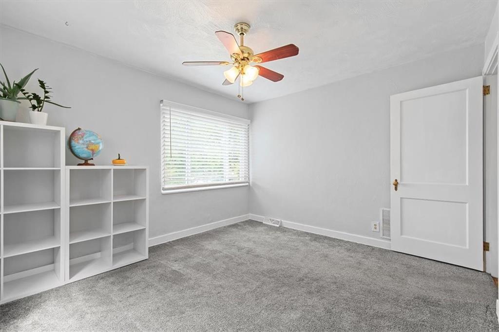 1953 Warriors Road Pittsburgh, PA 15205 - Photo 18 of 31 Gallery Image 18