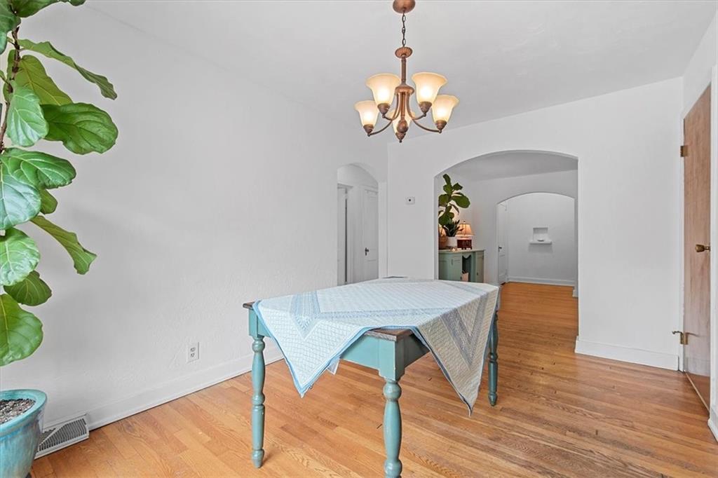1953 Warriors Road Pittsburgh, PA 15205 - Photo 9 of 31 Gallery Image 9