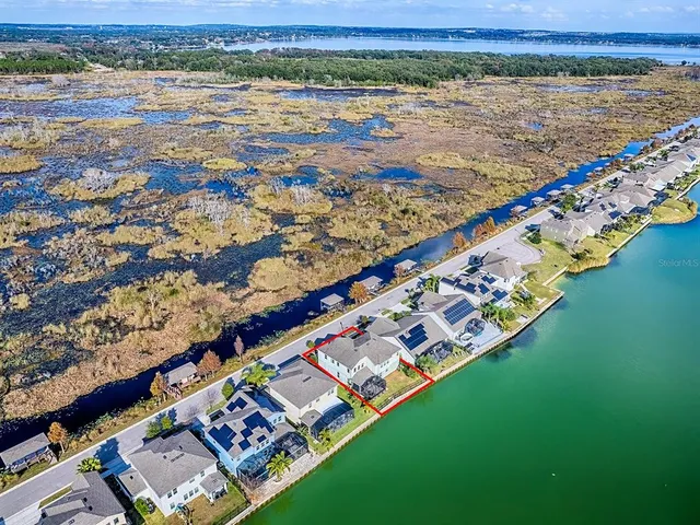 $949,900 | 417 Blue Cypress Drive, Groveland, FL 34736