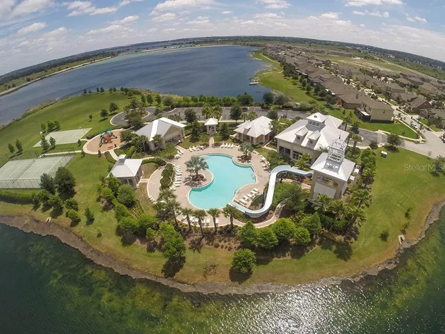 $949,900 | 417 Blue Cypress Drive, Groveland, FL 34736