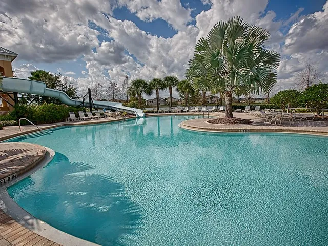 $949,900 | 417 Blue Cypress Drive, Groveland, FL 34736