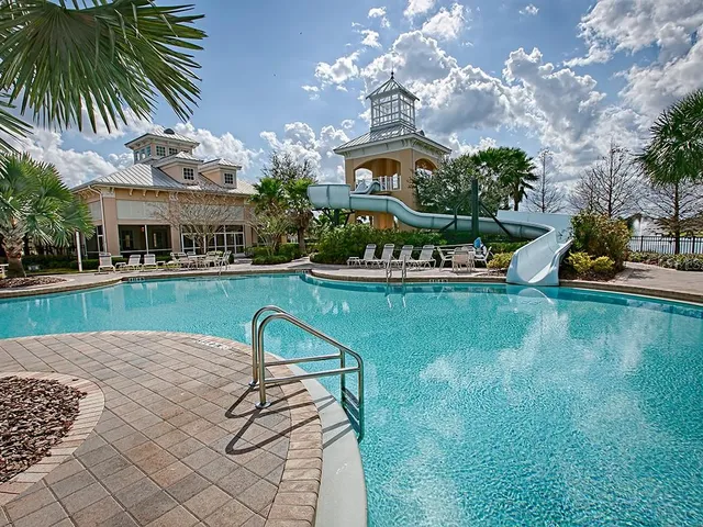 $949,900 | 417 Blue Cypress Drive, Groveland, FL 34736