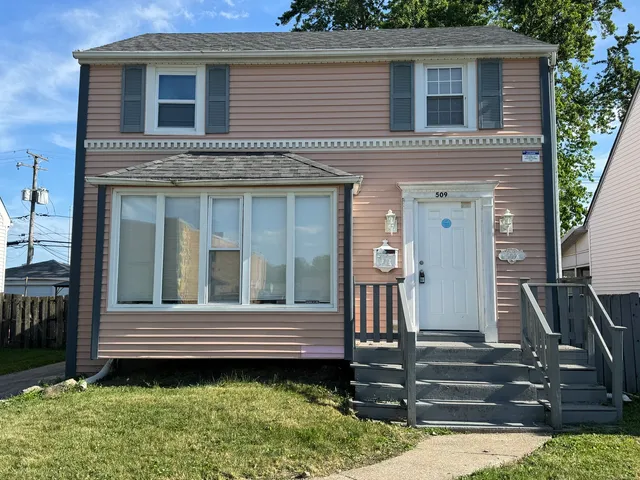 $188,000 | 509 East 161st Place, South Holland, IL 60473