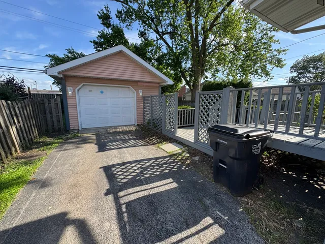 $188,000 | 509 East 161st Place, South Holland, IL 60473