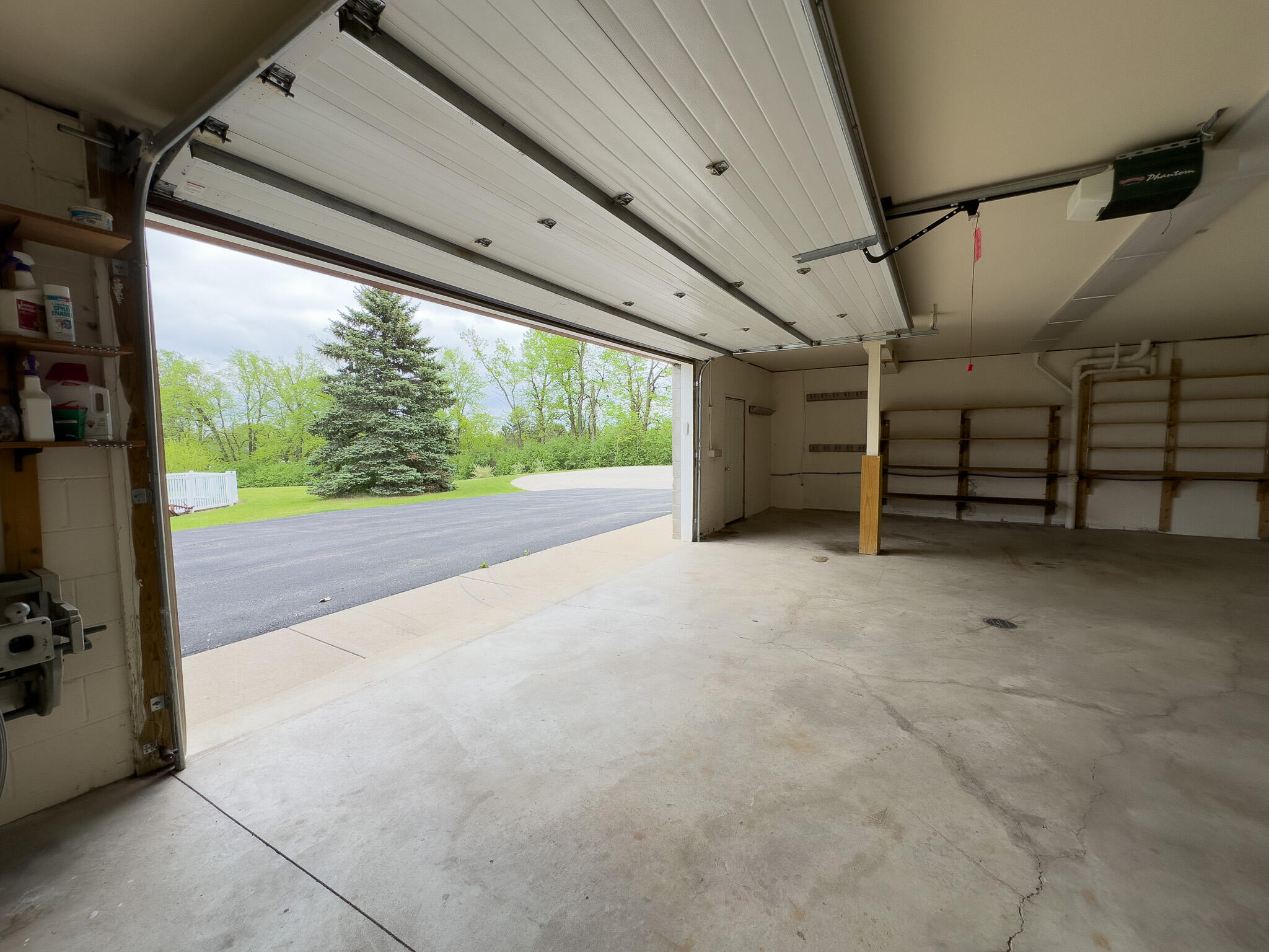 11604 North Granville Road Mequon, WI 53097 - Photo 43 of 49 Attached 2.5 Car Garage