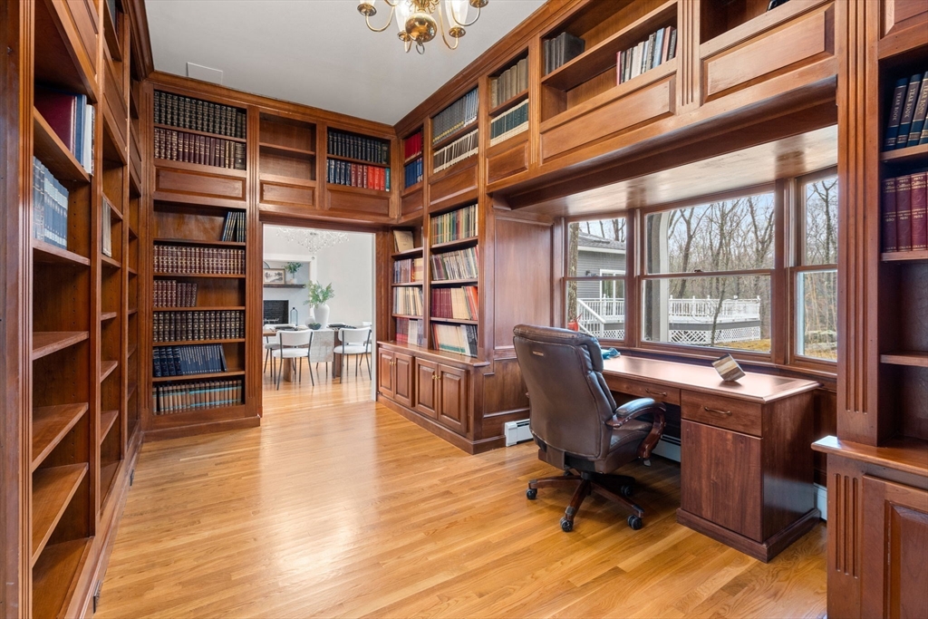 85 Schoolmasters Lane Dedham, MA 02026 - Photo 13 of 42