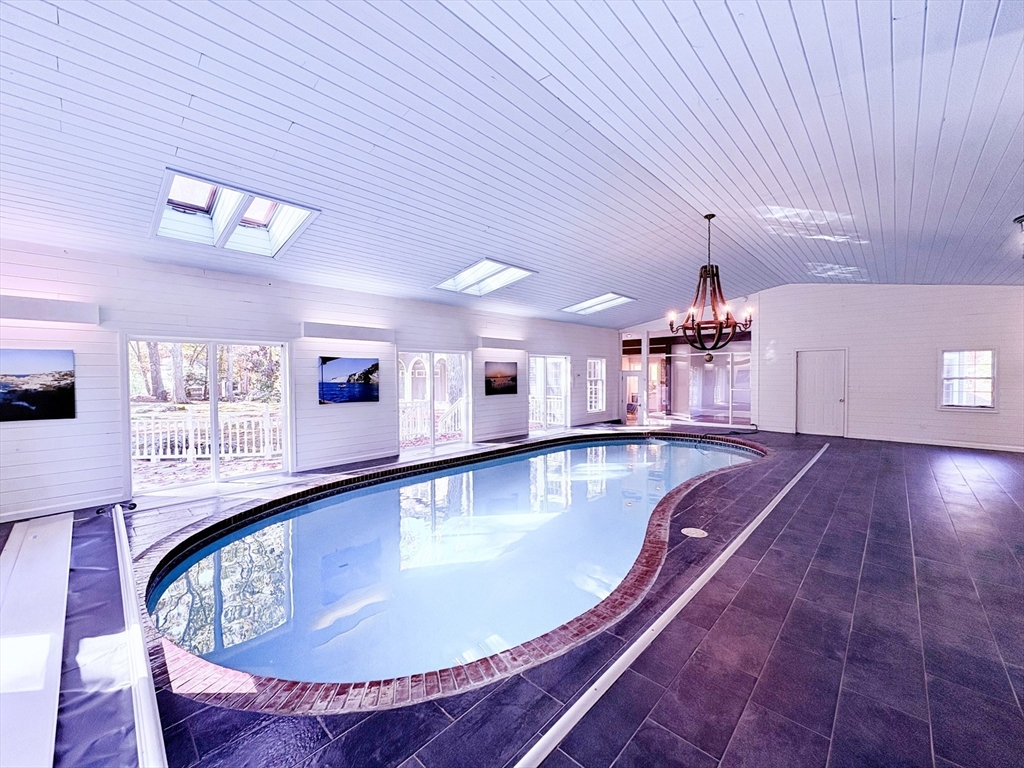 85 Schoolmasters Lane Dedham, MA 02026 - Photo 20 of 42