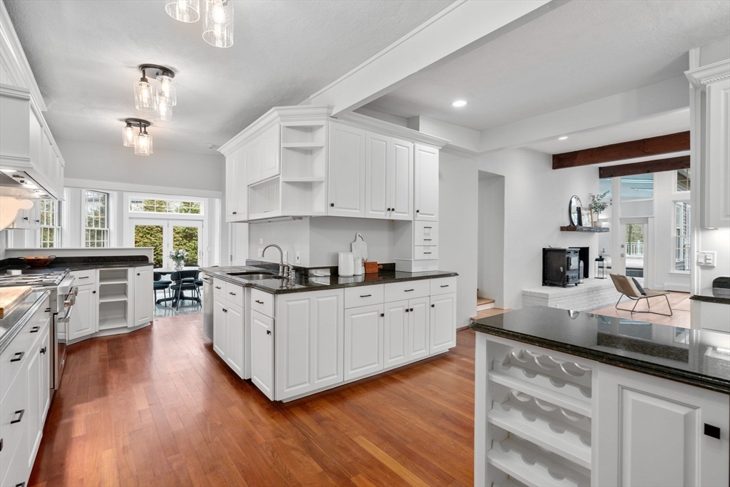 85 Schoolmasters Lane Dedham, MA 02026 - Photo 7 of 42