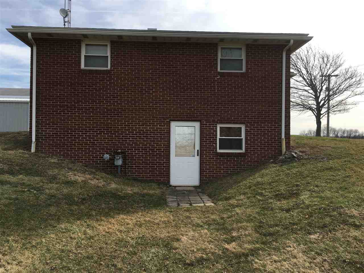 4493 East State Road Petersburg, IN 47567 - Photo 9 of 19 Gallery Image 9