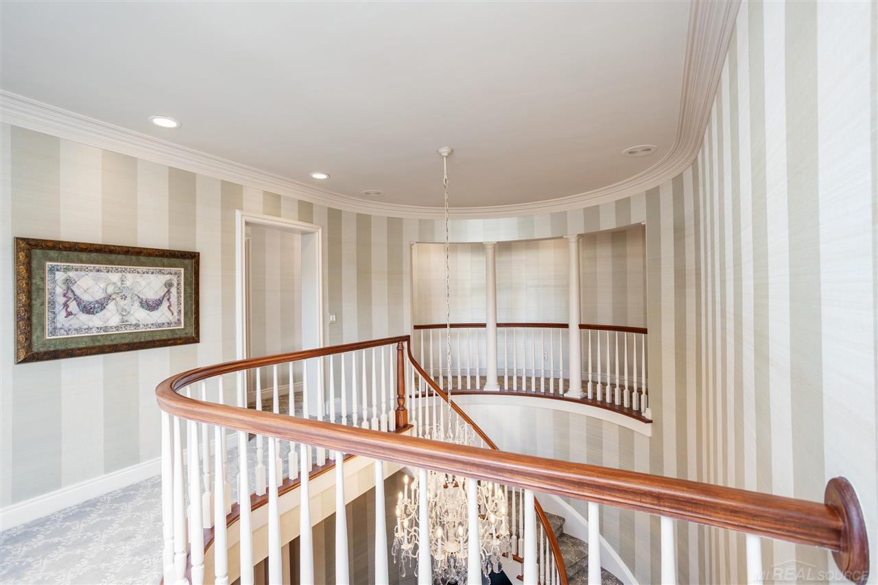 1 Provencal Road Grosse Pointe Farms, MI 48236 - Photo 36 of 87