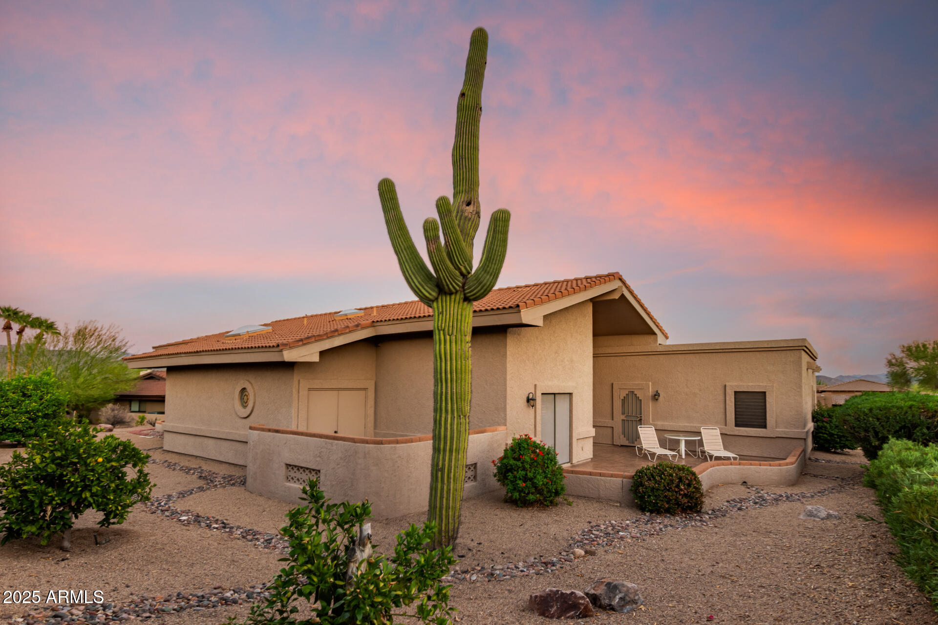 25628 Cordova Lane Rio Verde, AZ 85263 - Photo 34 of 35 a front view of a house with garden