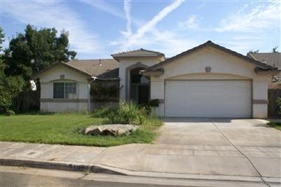 5135 West Decatur Avenue Fresno, CA 93722 - Photo 1 of 19 Gallery Image 1