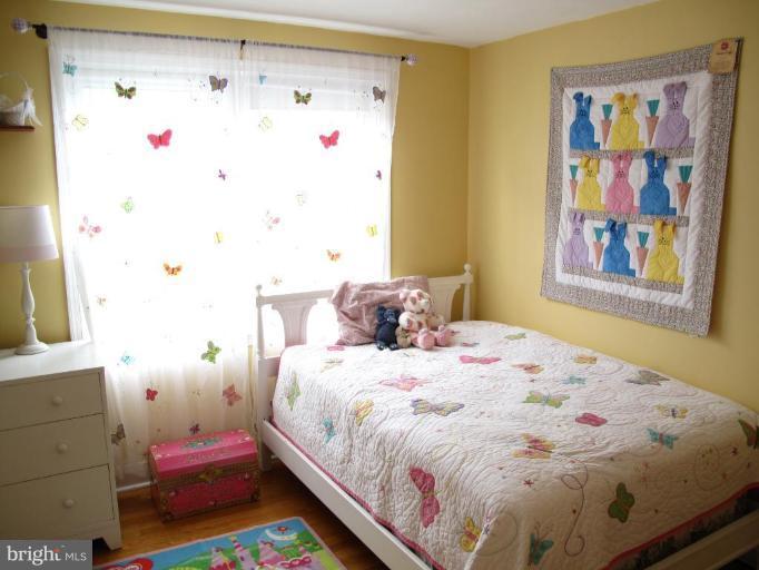1584 Dellsway Road Towson, MD 21286 - Photo 14 of 16 Bedroom #3