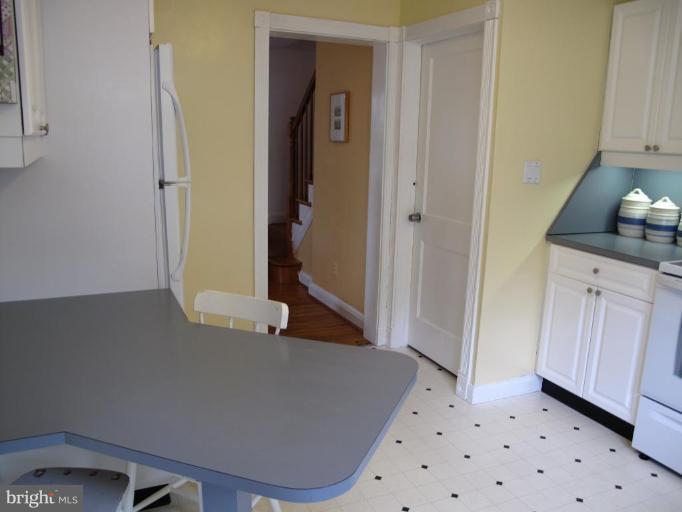 1584 Dellsway Road Towson, MD 21286 - Photo 6 of 16 Kitchen #2