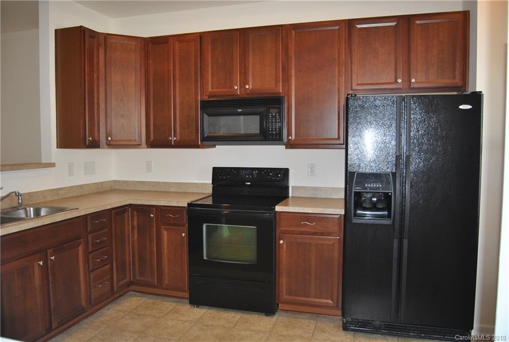 10924 Stone Trail Road Charlotte, NC 28213 - Photo 2 of 29