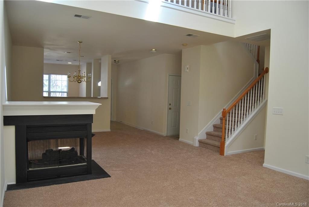 10924 Stone Trail Road Charlotte, NC 28213 - Photo 6 of 29