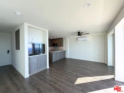 $3,750 | 11862 Ebbtide Lane, Unit UPPR, Malibu, CA 90265