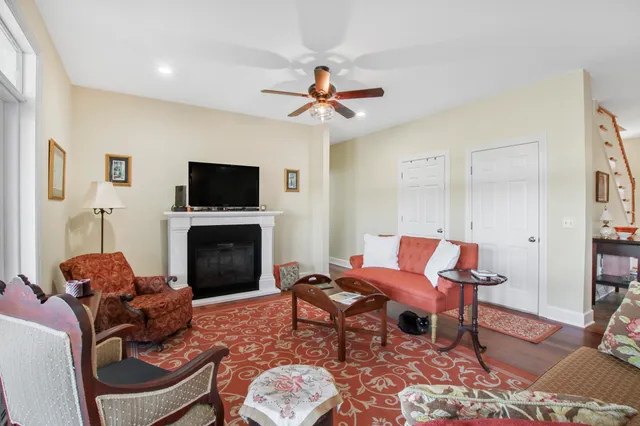 $1,350,000 | 100 Oak Turn Road, Charleston, SC 29412