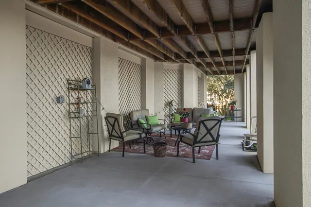 $1,350,000 | 100 Oak Turn Road, Charleston, SC 29412