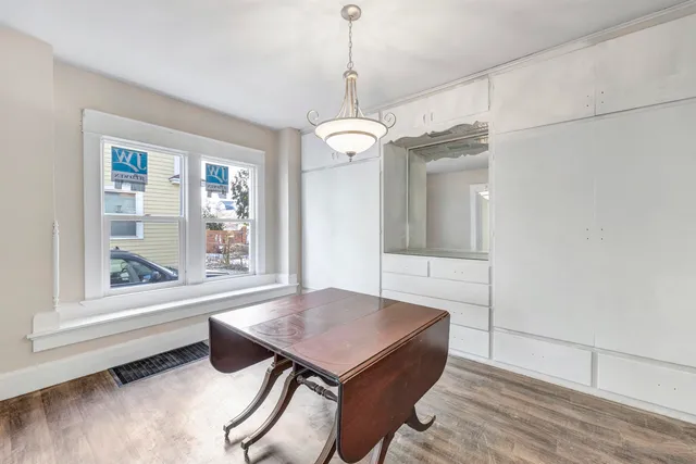 $220,000 | 719 North Ashland Avenue, Green Bay, WI 54303