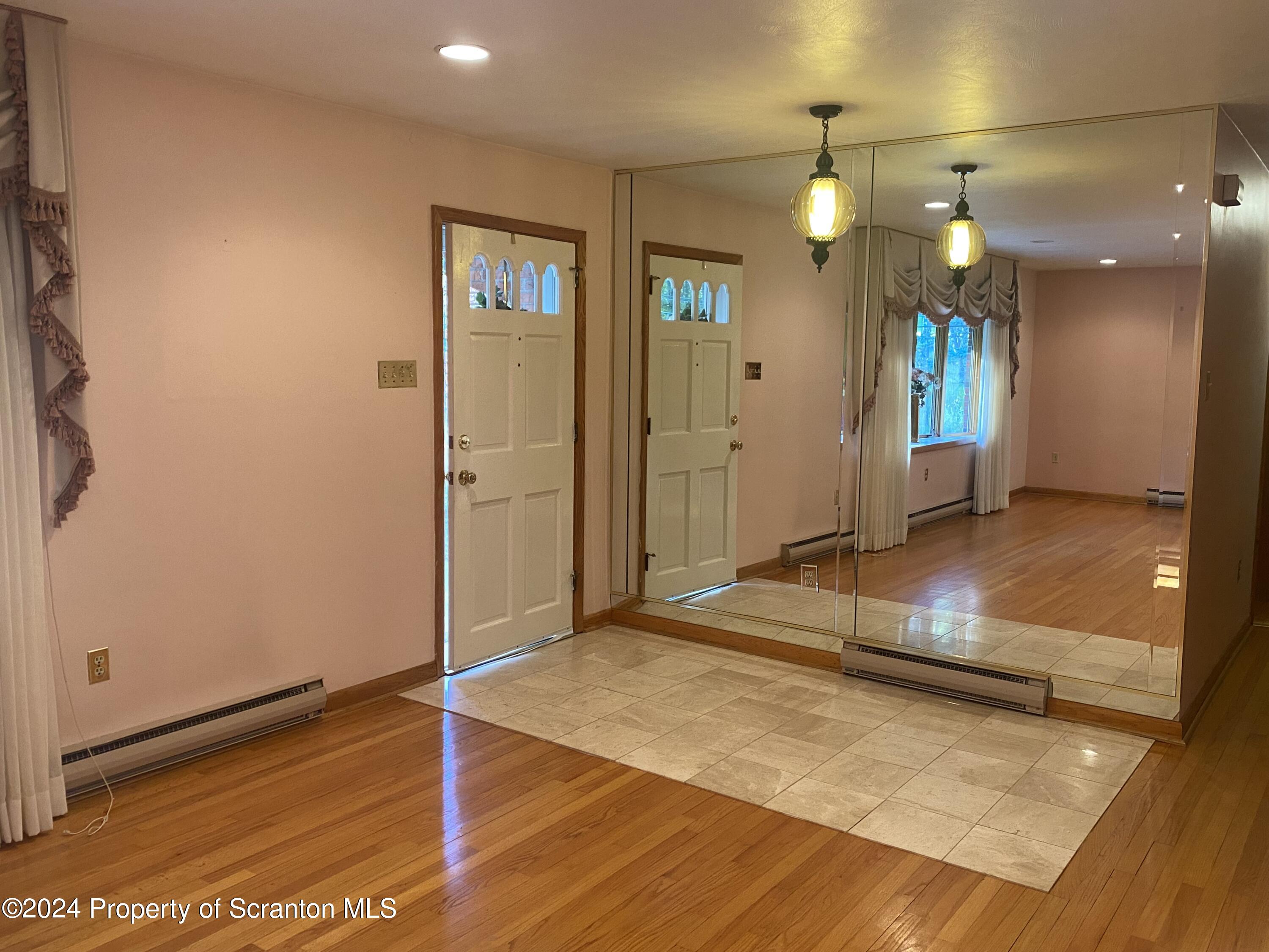 103 Hazard Pond Road Moscow, PA 18444 - Photo 8 of 52 Gallery Image 8