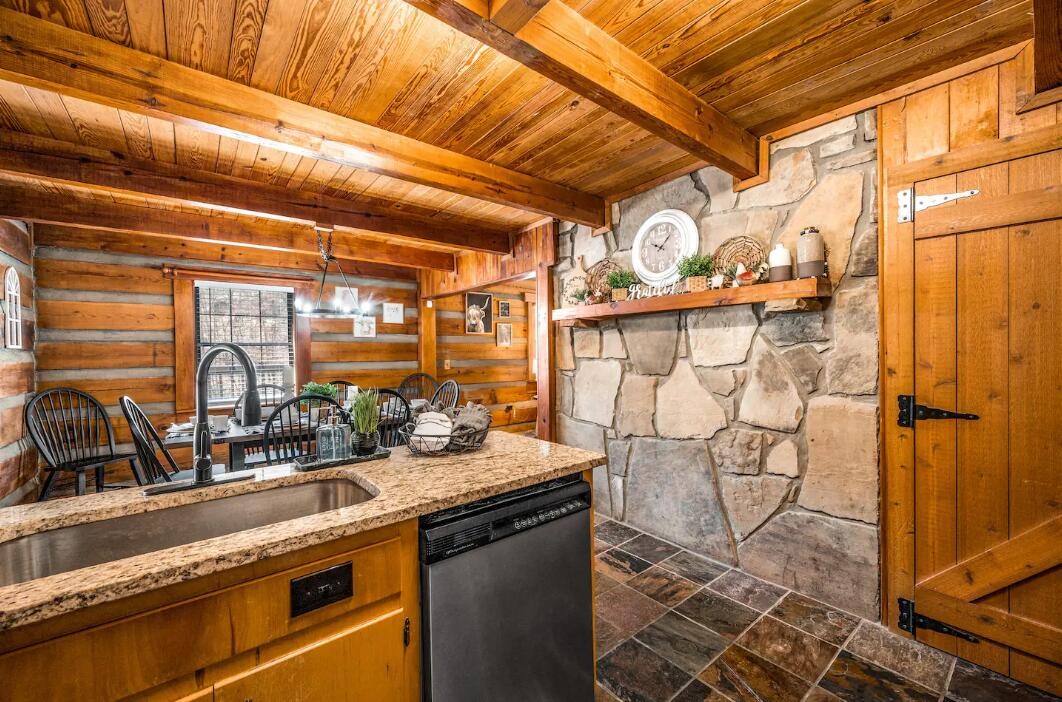 1267 Rule Hollow Road Sevierville, TN 37876 - Photo 11 of 48 Gallery Image 11