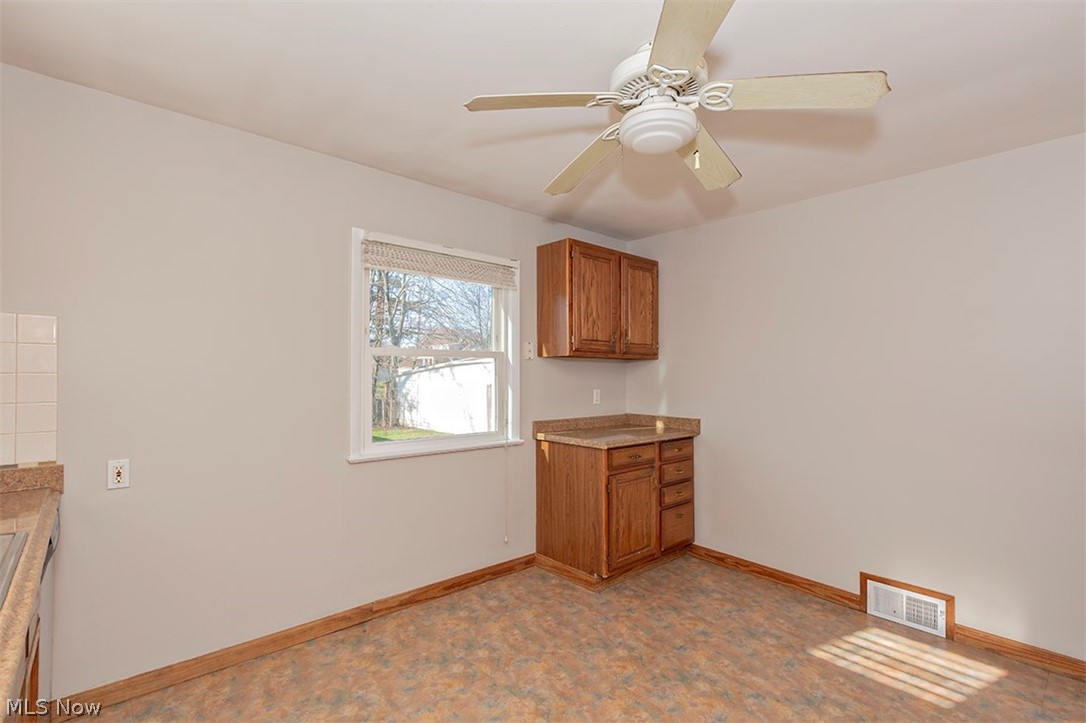 5970 Edgewood Road Cleveland, OH 44124 - Photo 11 of 34