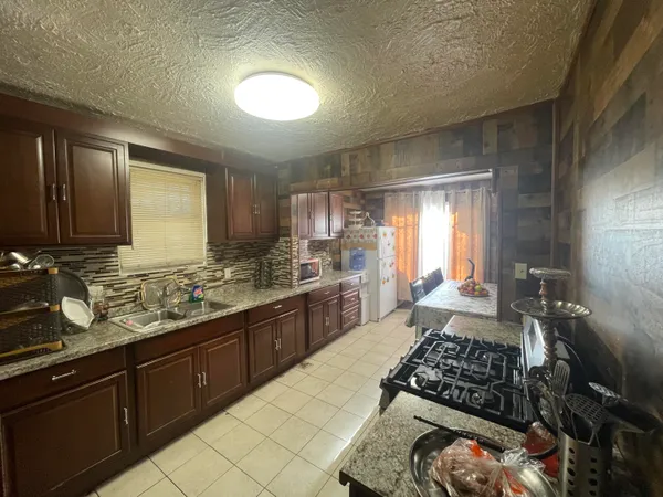 $139,900 | 6578 Montrose Street, Detroit, MI 48228