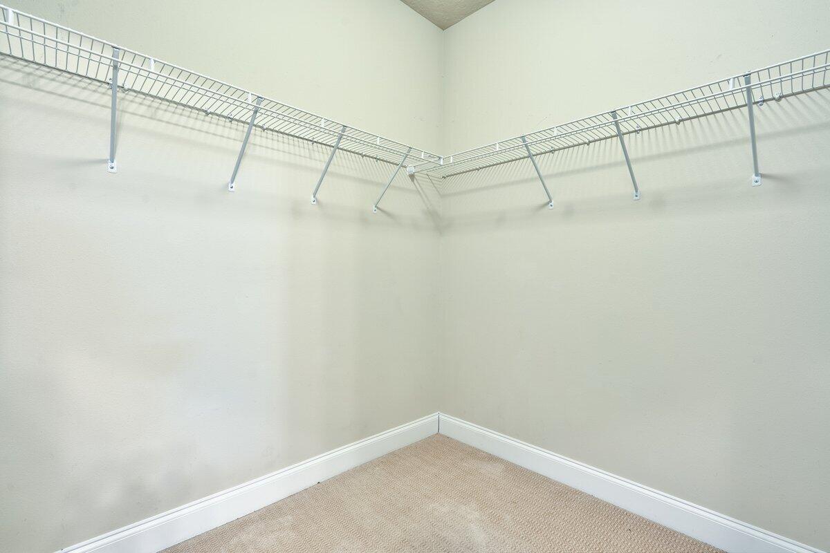 4614 Hermosa Road Crestview, FL 32539 - Photo 13 of 23 a view of a small room