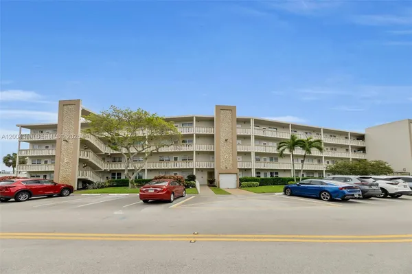 $162,500 | 3013 Ventnor G, Unit 3, Deerfield Beach, FL 33442