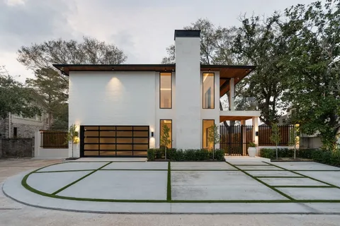 $2,850,000 | 46 West Broad Oaks Drive, Houston, TX 77056